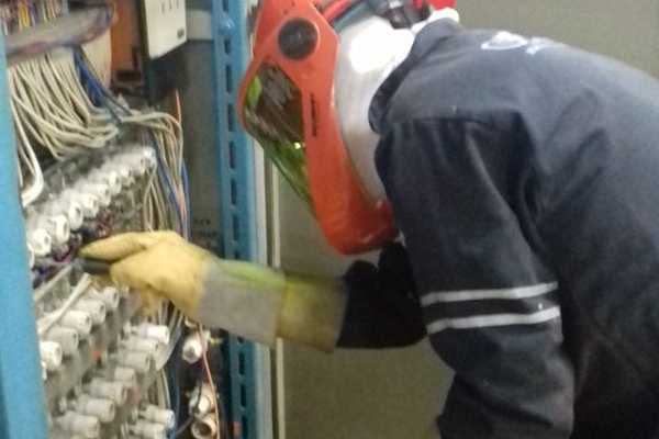 Automatización del Proceso de Envasado de Gel BIOLANS